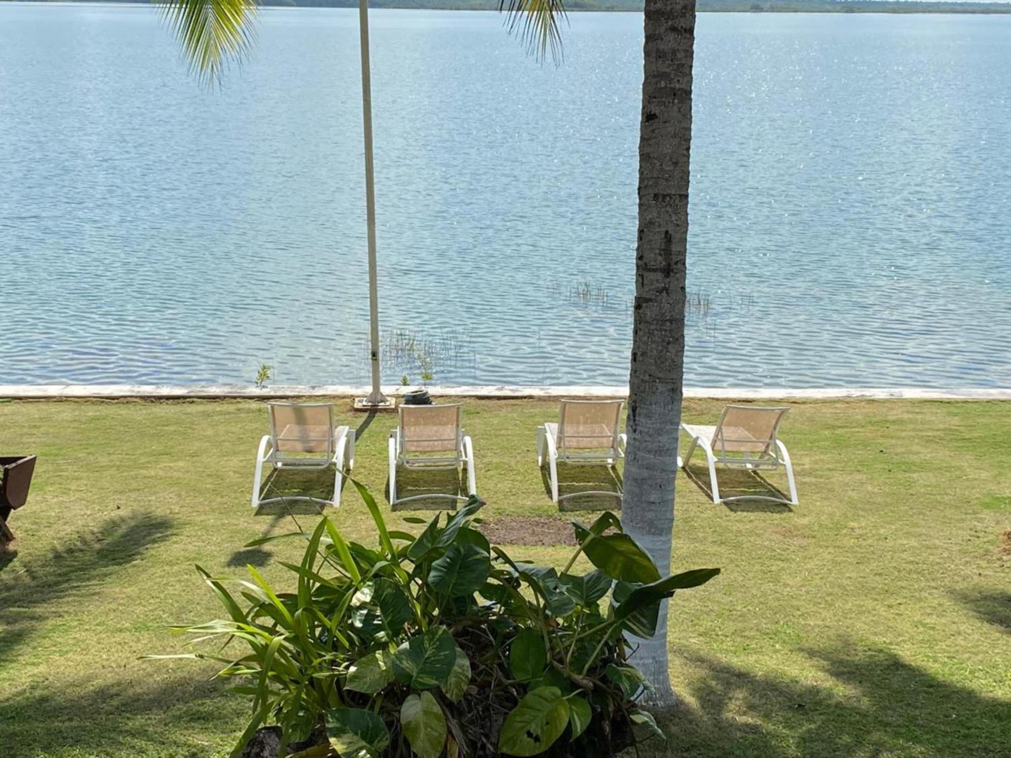 Coras Place Bacalar Lagoon Front Exterior foto